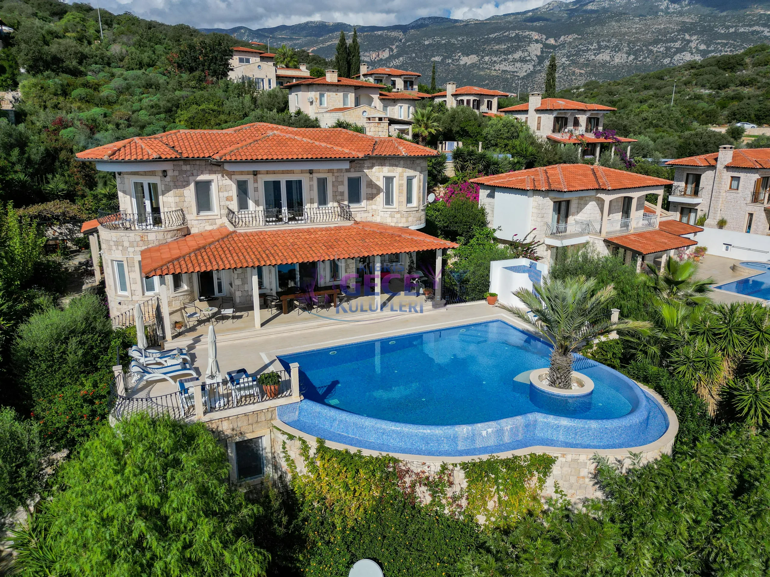 Kıbrıs Villa Kiralama
